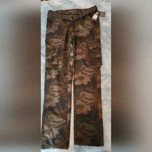 Men's Brand New XRAY Jeans Olive Camo Color in Size 32X32